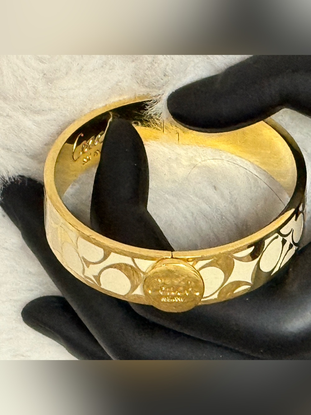 Coach Legacy Gold-Tone Signature Circle Enamel Hinged Bangle Bracelet
